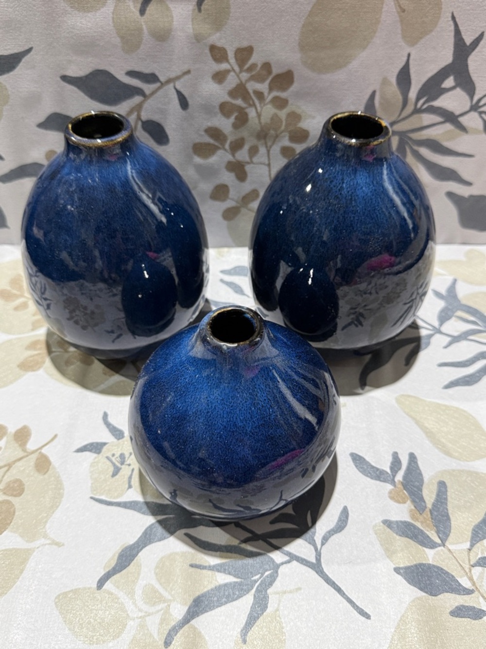 Handcrafted Deep Blue Ceramic Bud Vase (Set of 3) - Picture 3 of 6